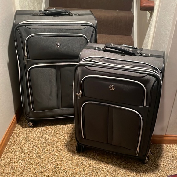 Revo Other - Revo Luggage set